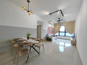 M Vertica New Lovely 3BR w 100mbps Wi-Fi